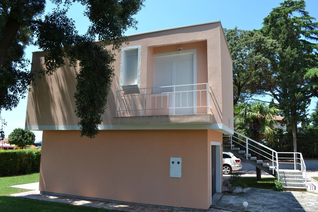 Apartments Lungomare Умаг Екстер'єр фото