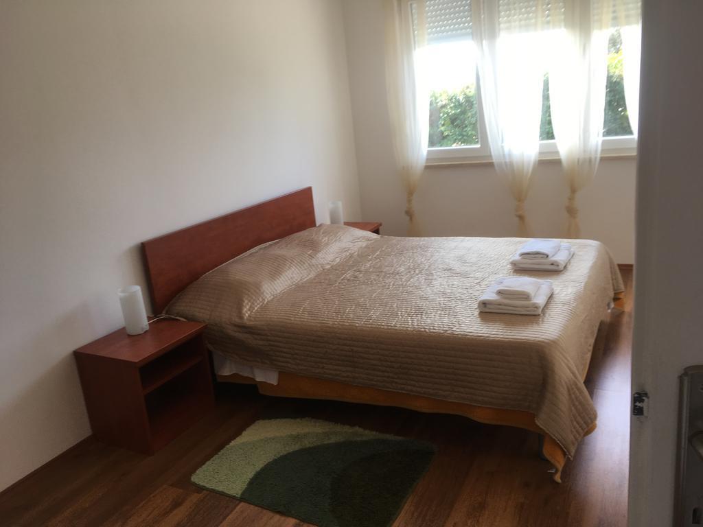Apartments Lungomare Умаг Екстер'єр фото